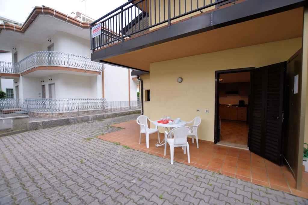 Apartments In Lignano Sabbiadoro 39726 Exteriör bild